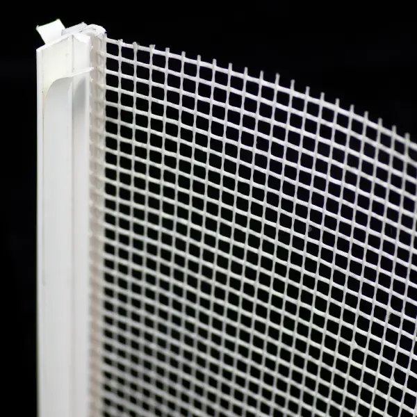 Anputzleiste mit Gewebe